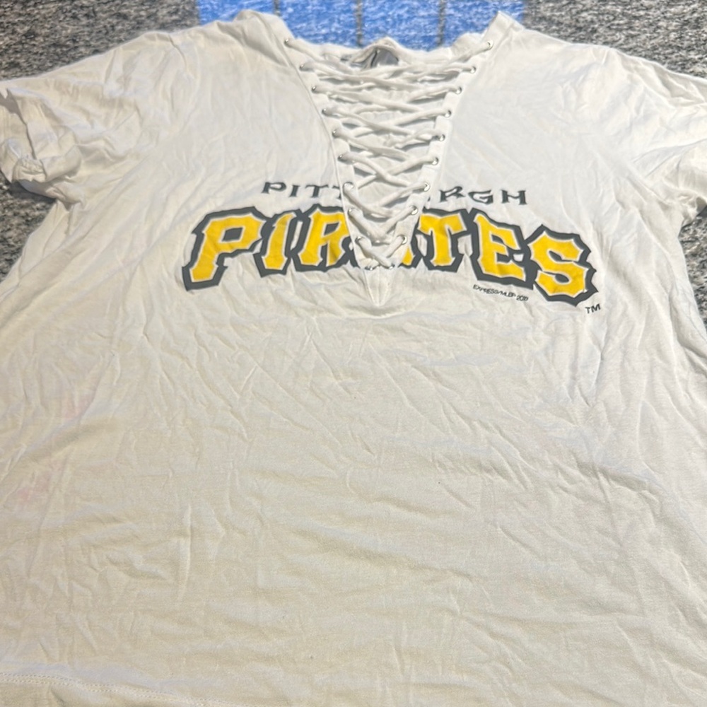 Pittsburgh Pirates Lace-Up T-Shirt